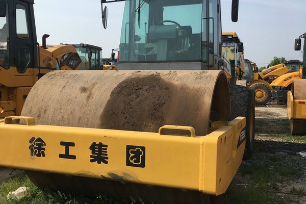 甘孜出售转让二手徐工压路机