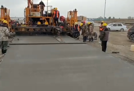 出租阿伦SF6000S水泥摊铺机(机场道路专用）